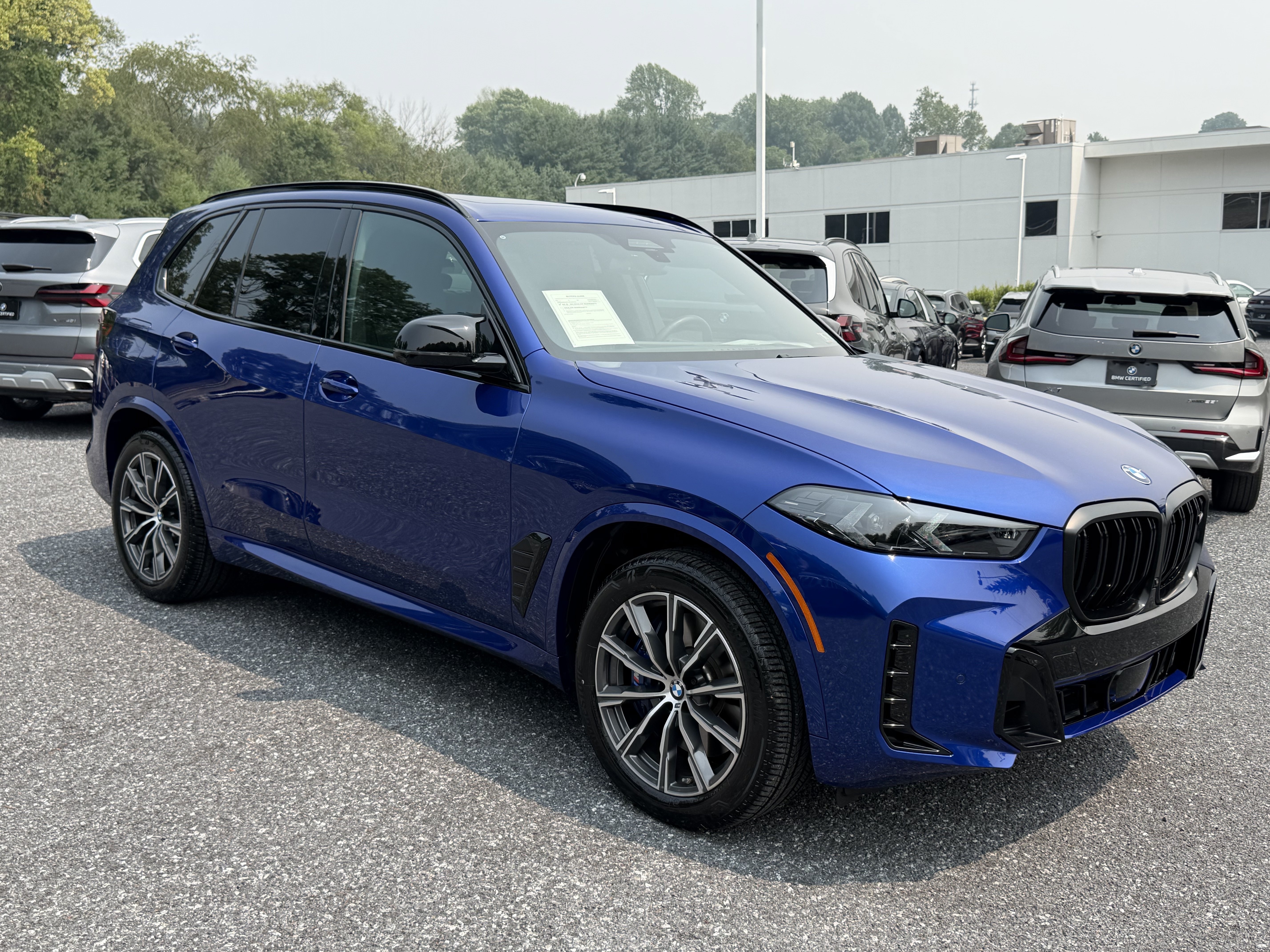 Used 2026 BMW X5 M60i AWD/4WD image 3