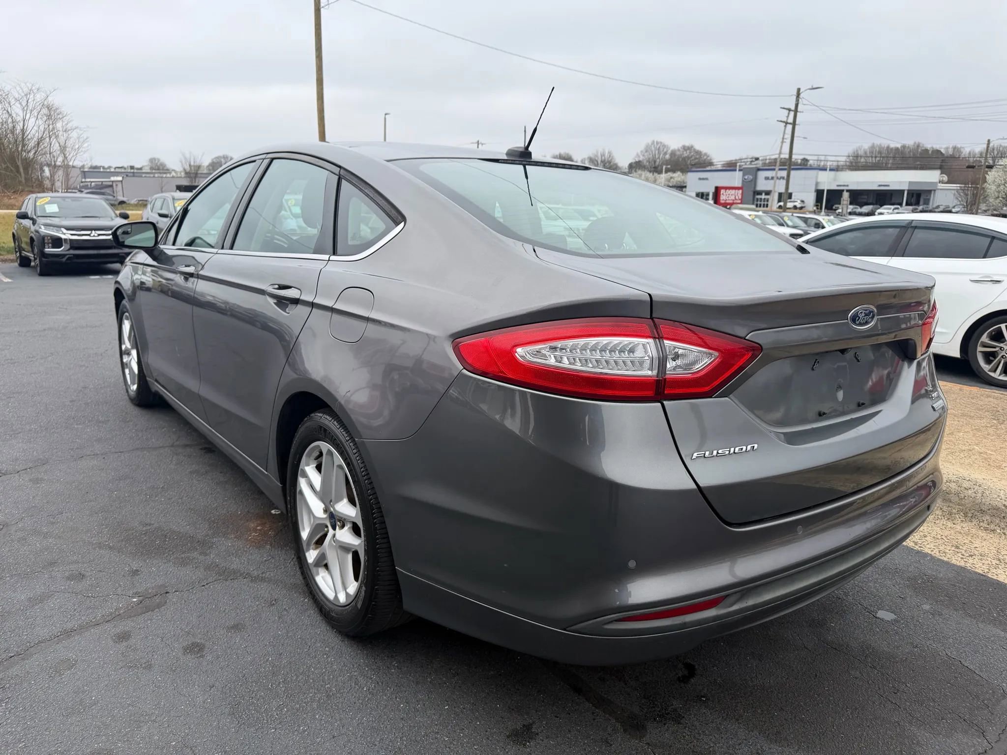 Used 2013 Ford Fusion SE image 5