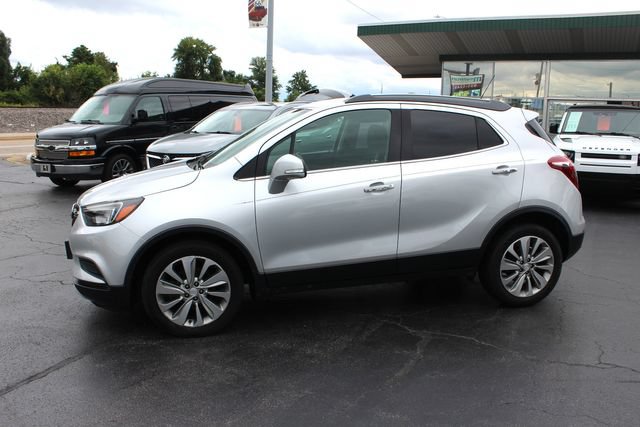 Used 2017 Buick Encore Preferred FWD image 2