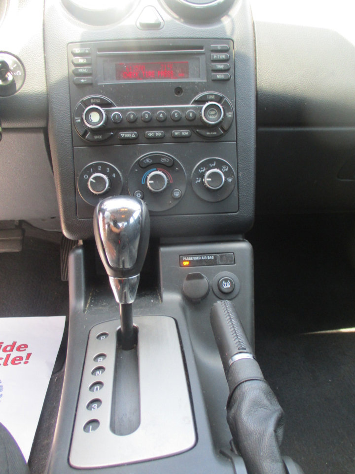 Used 2009 Pontiac G6 Sedan w/ Sport Package 2 image 11