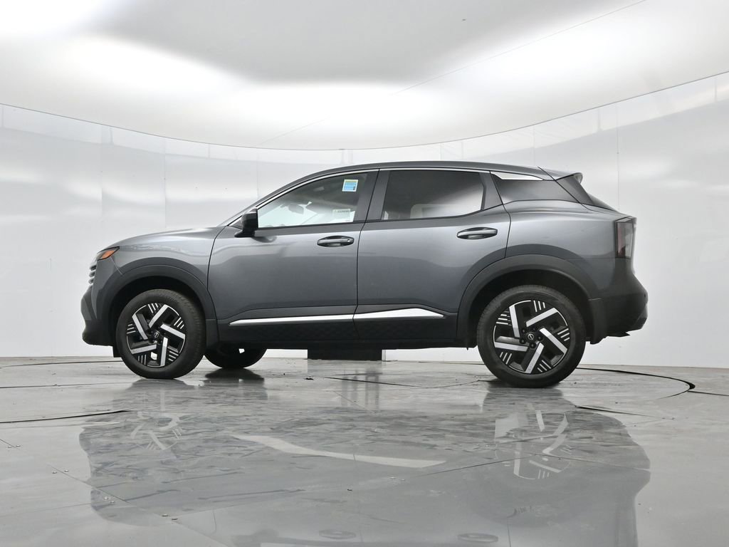 Used 2025 Nissan Kicks SV image 48