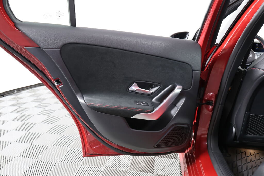 Used 2021 Mercedes-Benz A 220 4MATIC image 16