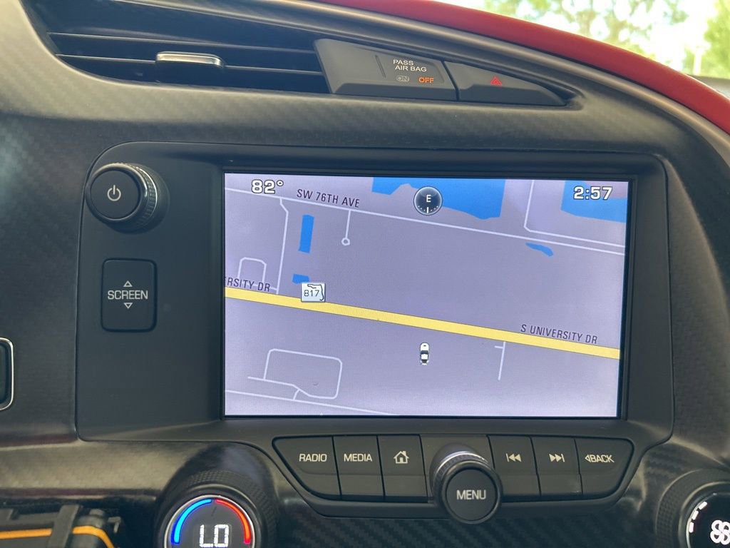 Used 2015 Chevrolet Corvette Z06 w/ 3LZ Preferred Equipment Group image 12