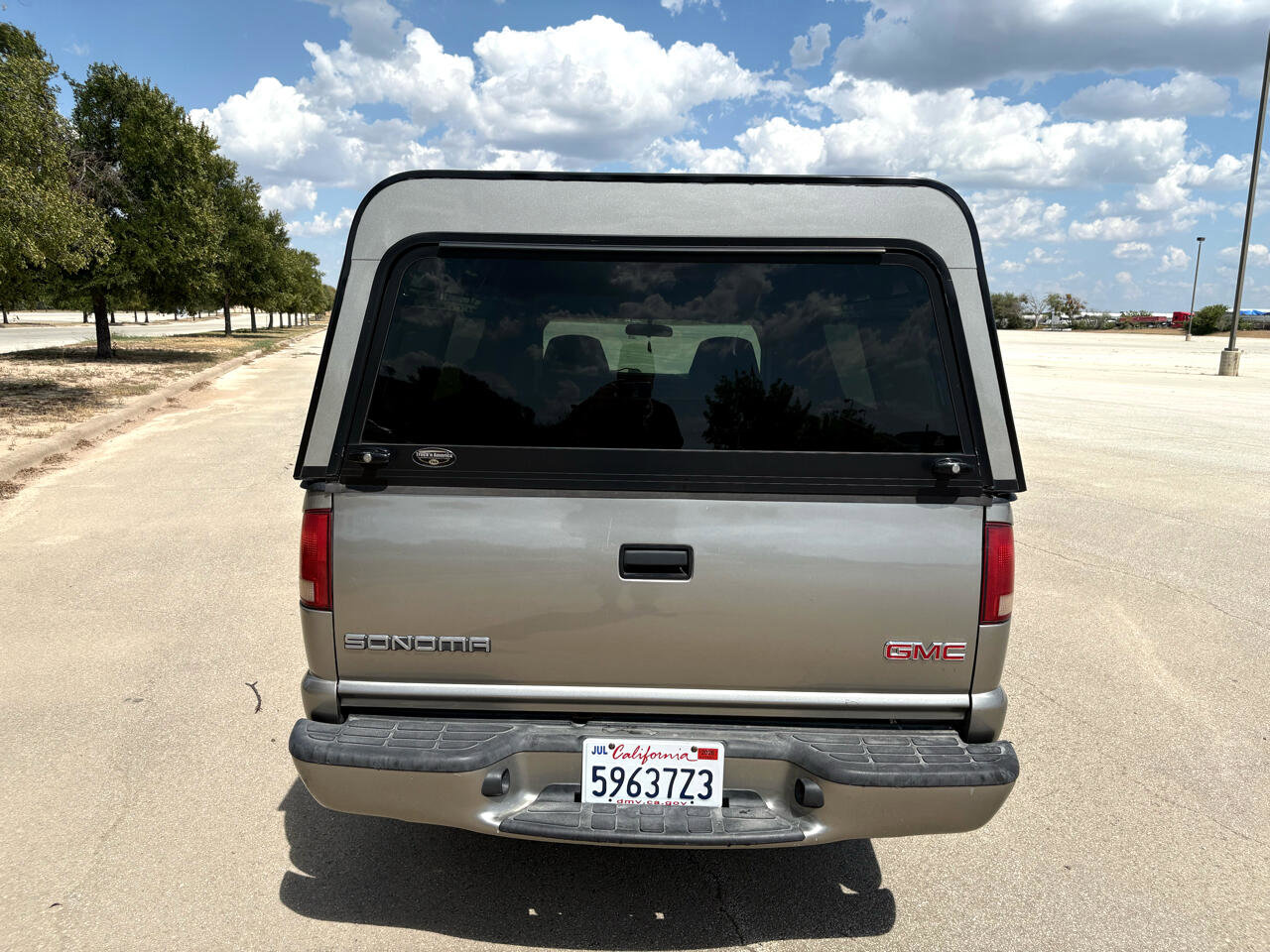Used 2003 GMC Sonoma SL w/ Convenience Package image 47