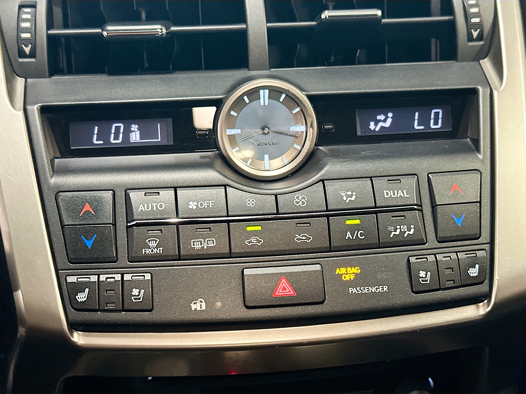 Used 2017 Lexus NX 200t AWD w/ Premium Package image 23