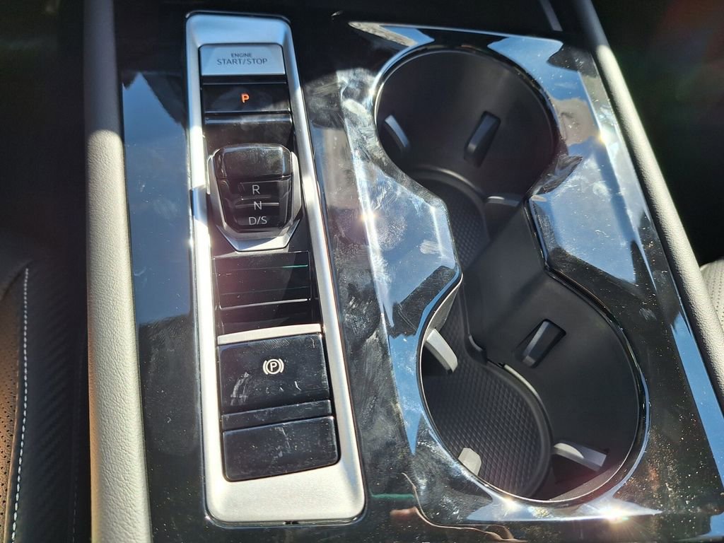 New 2026 Volkswagen Atlas Cross Sport SE image 18