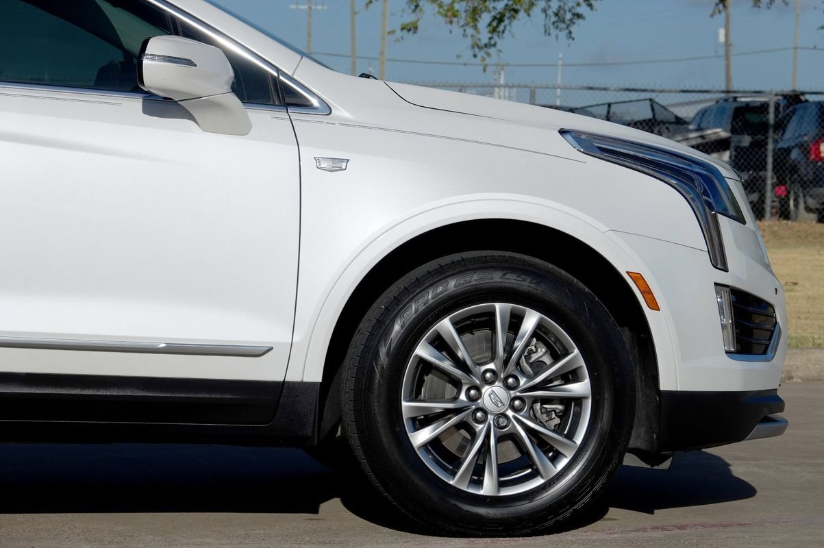 Used 2021 Cadillac XT5 Premium Luxury w/ LPO, Floor Liner Package FWD image 30