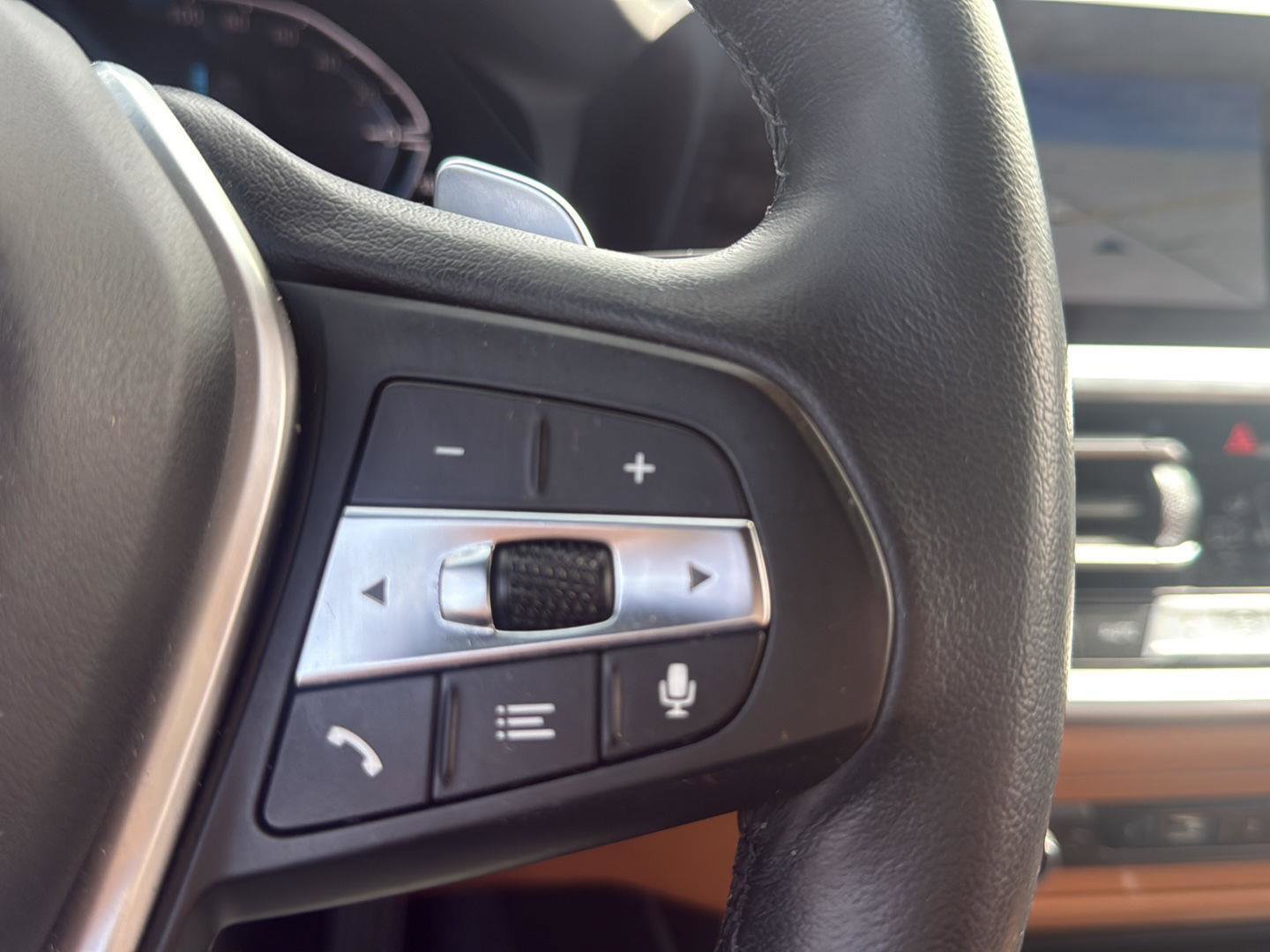 Used 2022 BMW 330e w/ Driving Assistance Package image 12