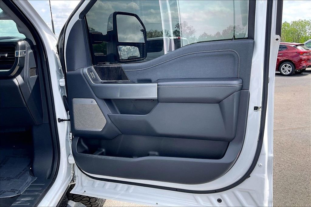 Used 2024 Ford F250 Lariat w/ Chrome Package AWD/4WD image 31