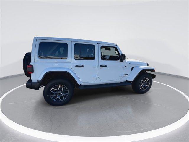 New 2026 Jeep Wrangler Sahara image 9