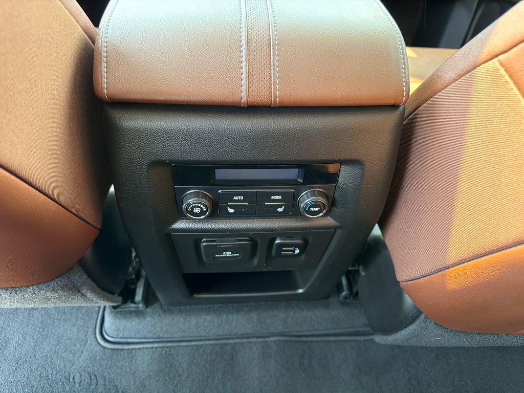 Used 2018 Chevrolet Traverse High Country image 14