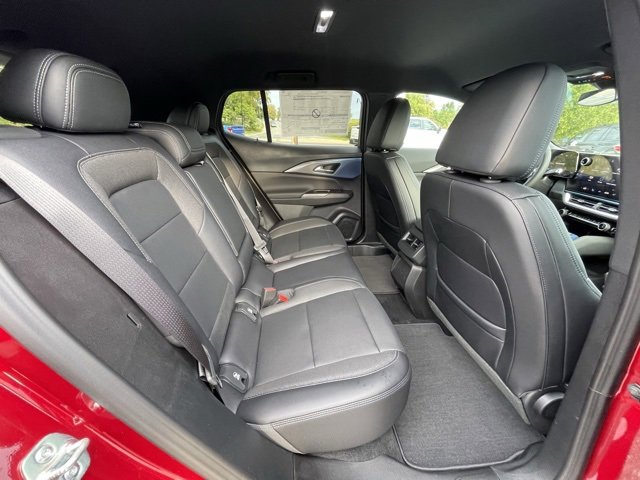 New 2025 Chevrolet Equinox EV LT image 30