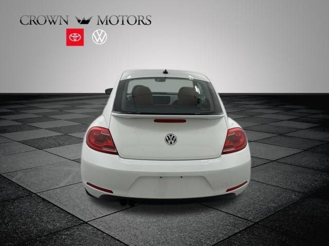 Used 2015 Volkswagen Beetle 1.8T Classic FWD image 5