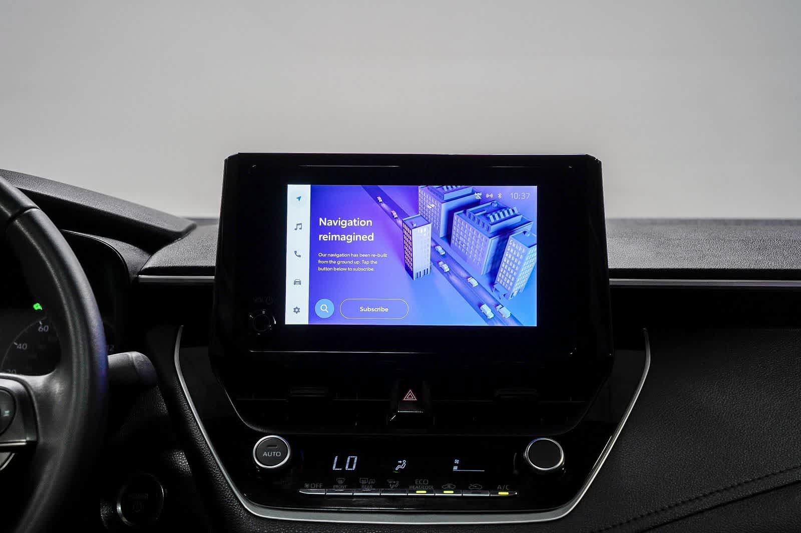 Used 2024 Toyota Corolla SE w/ SE Package FWD image 14