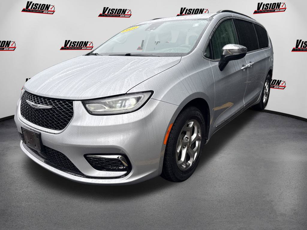 Used 2023 Chrysler Pacifica Limited
