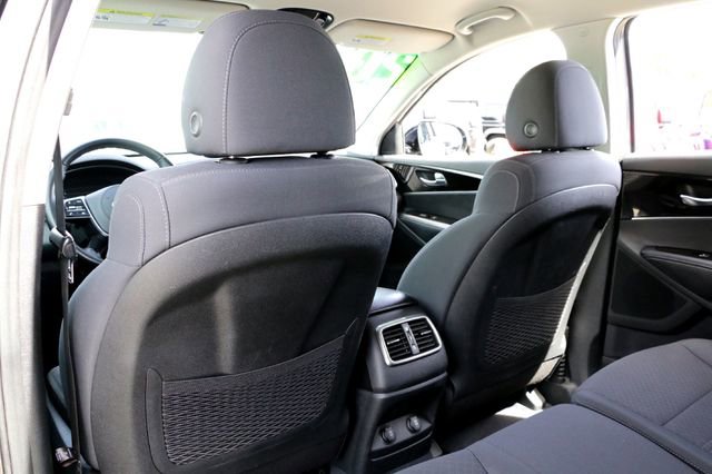 Used 2020 Kia Sorento S image 23