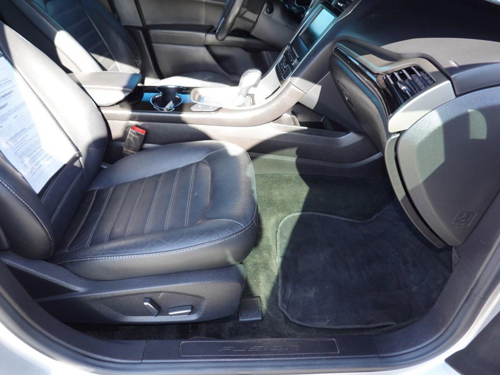 Used 2016 Ford Fusion Energi SE w/ Driver Assist Package image 22