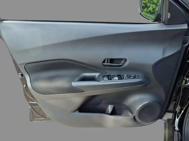 Certified 2025 Nissan Kicks Play S FWD image 17