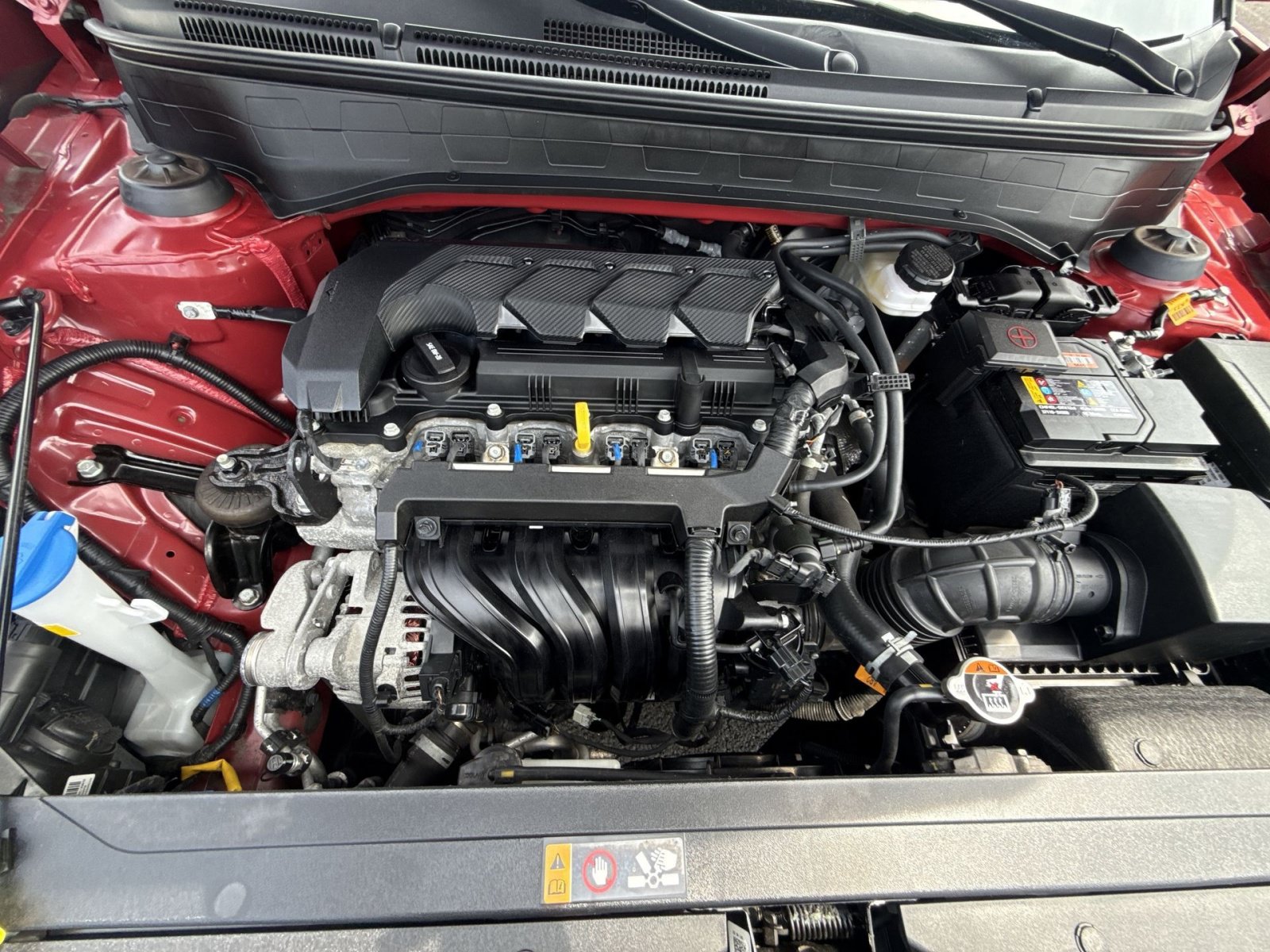 Certified 2024 Hyundai Venue SEL FWD image 28