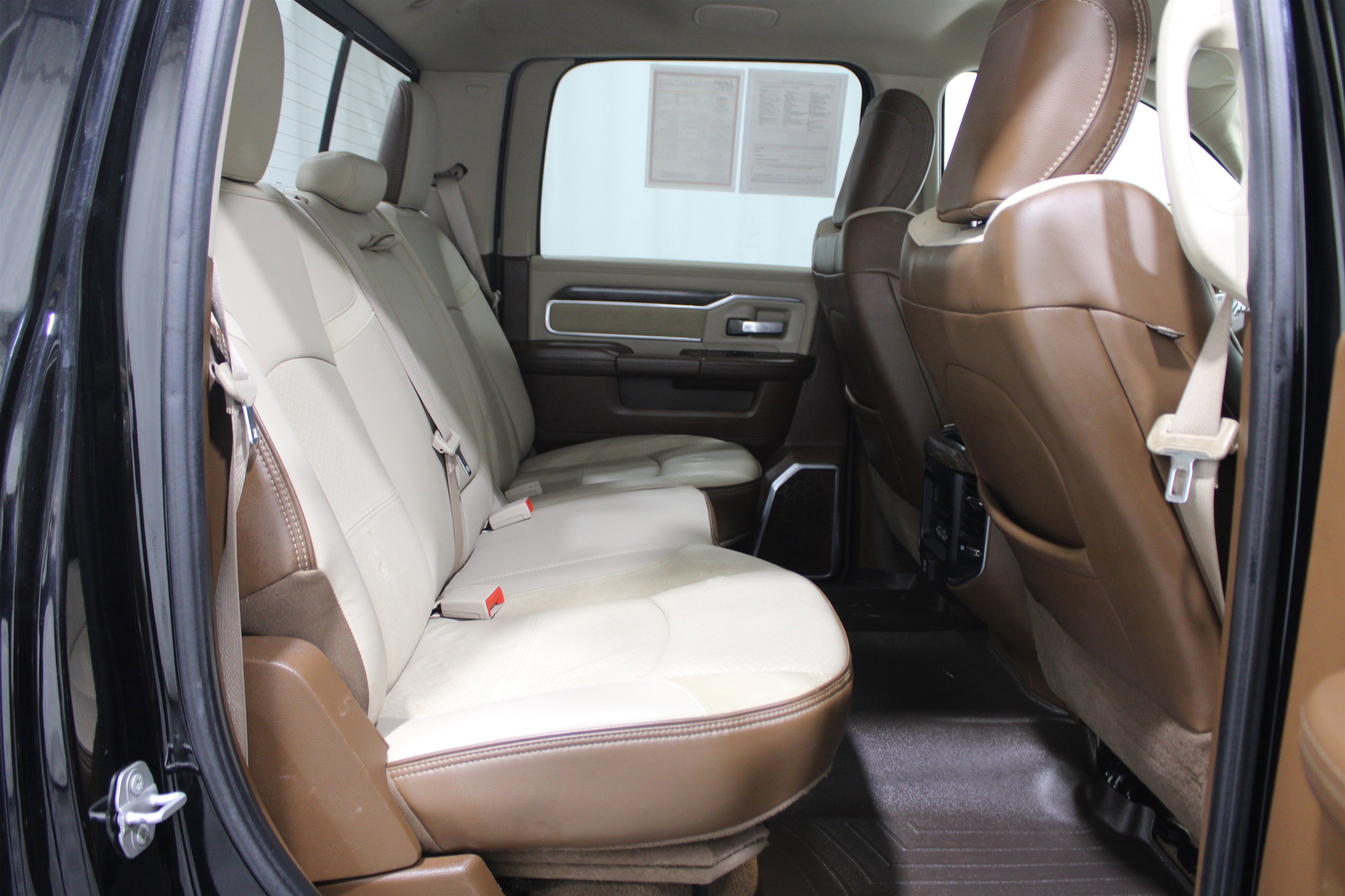 Used 2020 RAM 2500 Laramie image 25