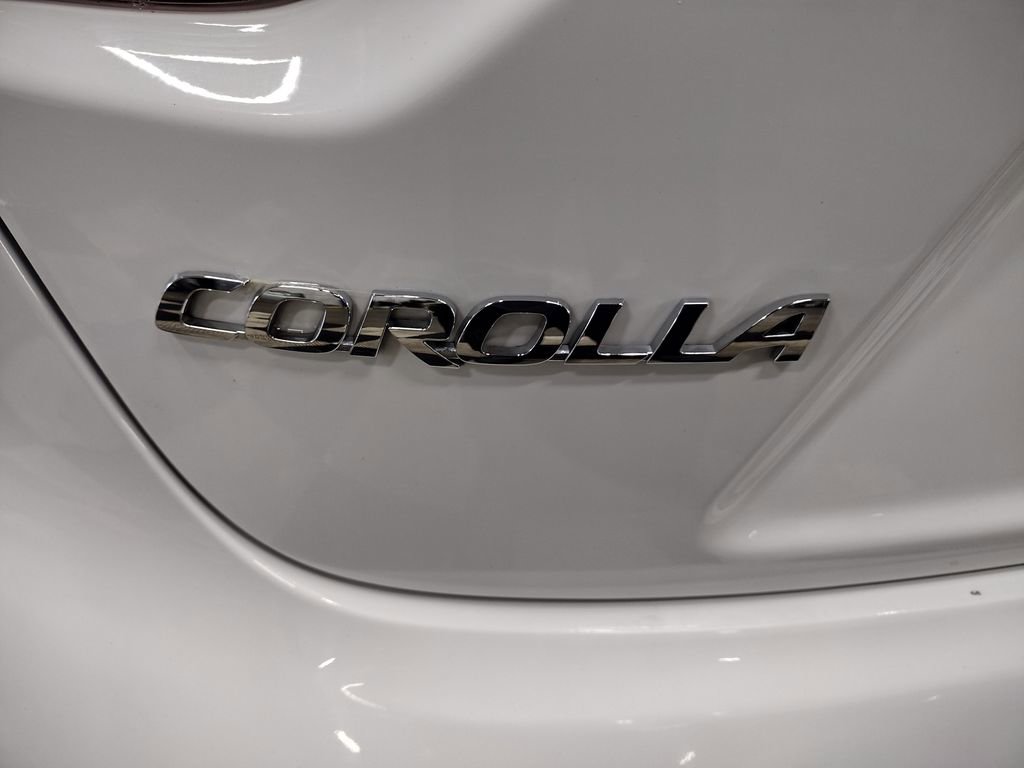Used 2023 Toyota Corolla LE image 15