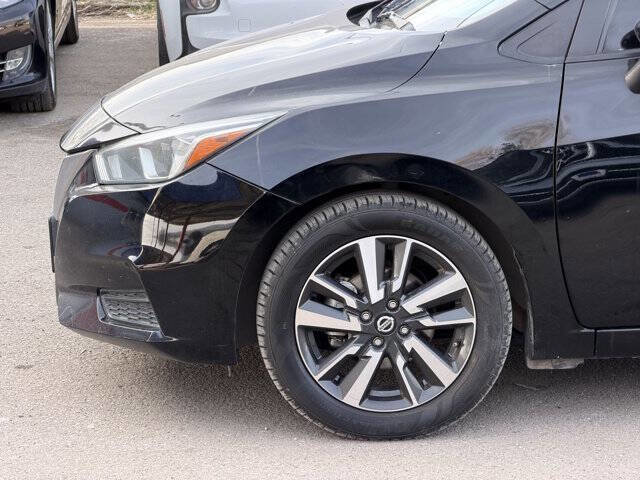 Used 2021 Nissan Versa SV image 11