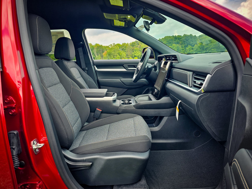 New 2027 GMC Terrain Elevation AWD/4WD image 36