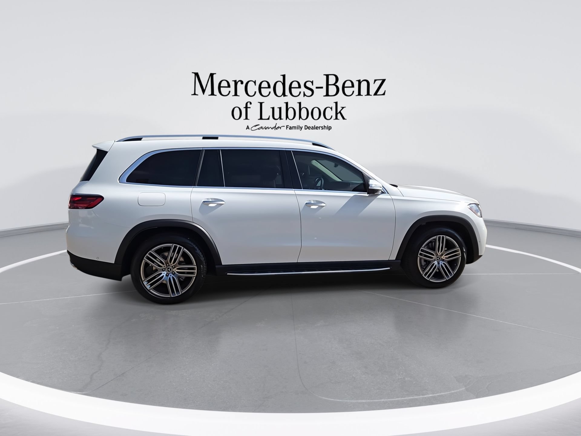 New 2026 Mercedes-Benz GLS 450 4MATIC image 9