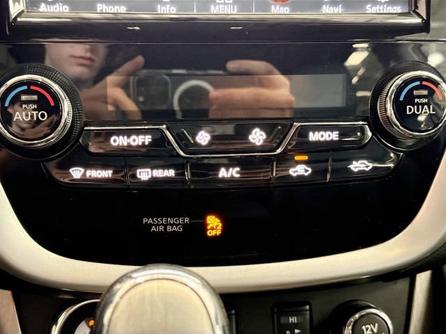 Used 2016 Nissan Murano SL w/ SL Technology Package AWD/4WD image 16