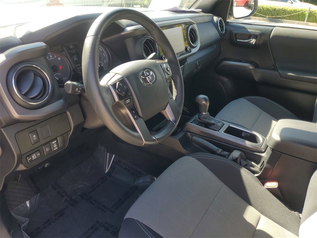 Certified 2022 Toyota Tacoma TRD Off-Road image 14