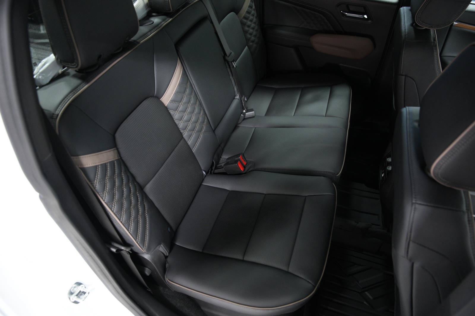 New 2026 GMC Canyon Denali AWD/4WD image 14