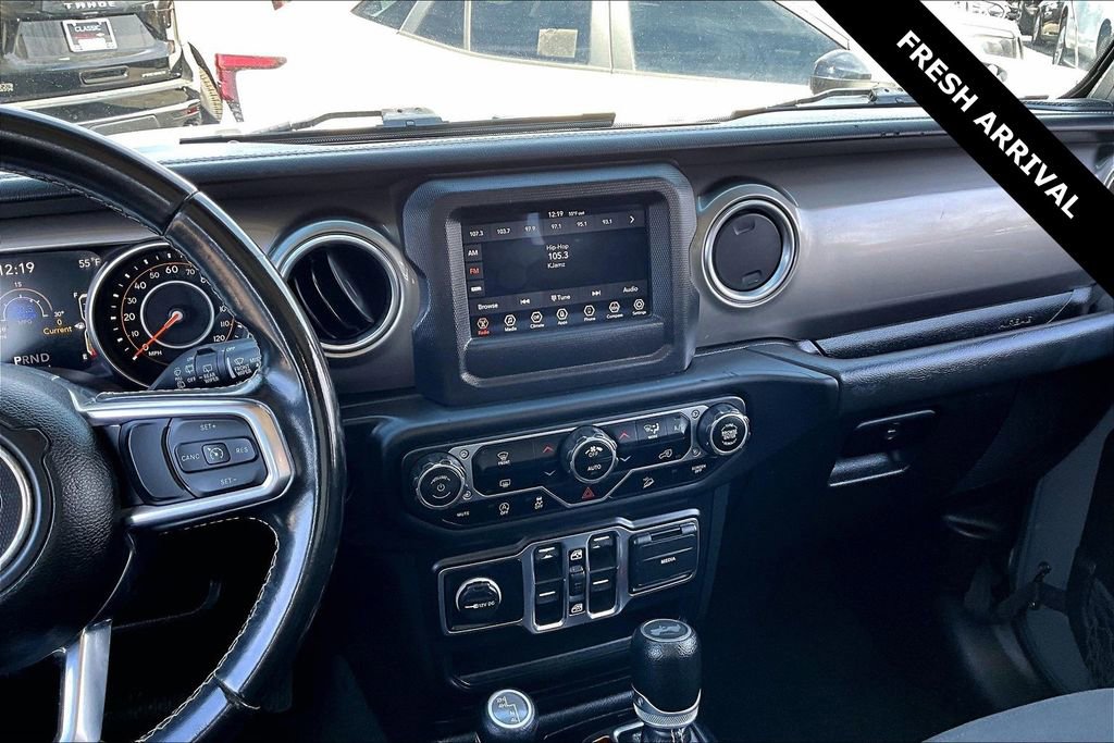 Used 2020 Jeep Wrangler Unlimited Sahara image 9