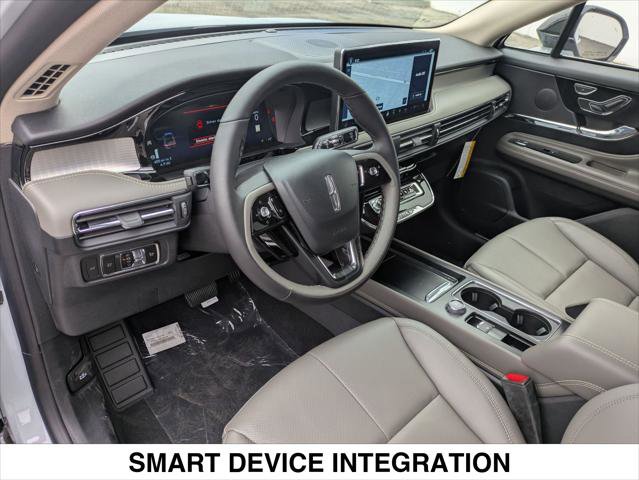 New 2025 Lincoln Corsair FWD w/ Equipment Group 101A image 8