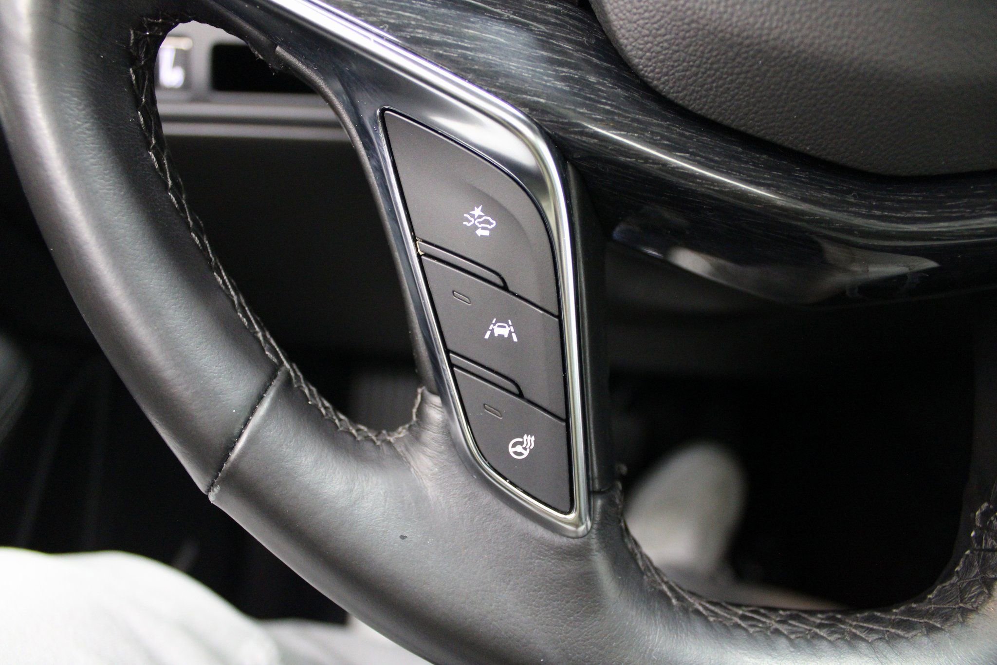 Used 2023 Cadillac XT5 Premium Luxury image 42