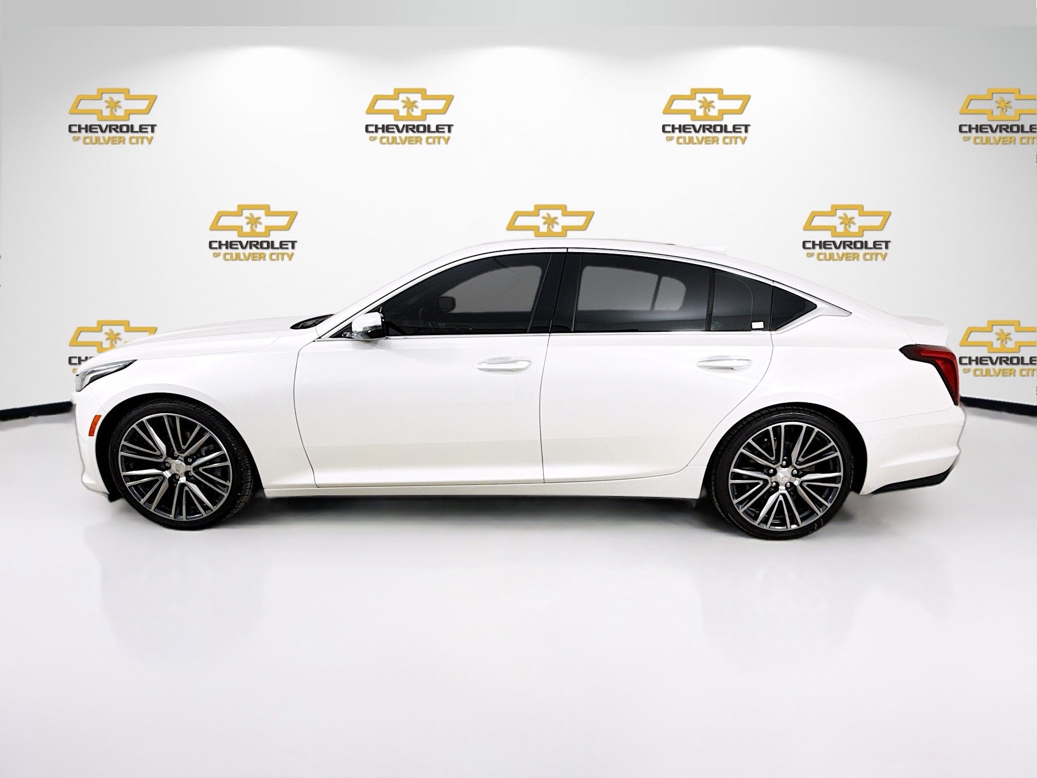 Used 2023 Cadillac CT5 Premium Luxury RWD image 5