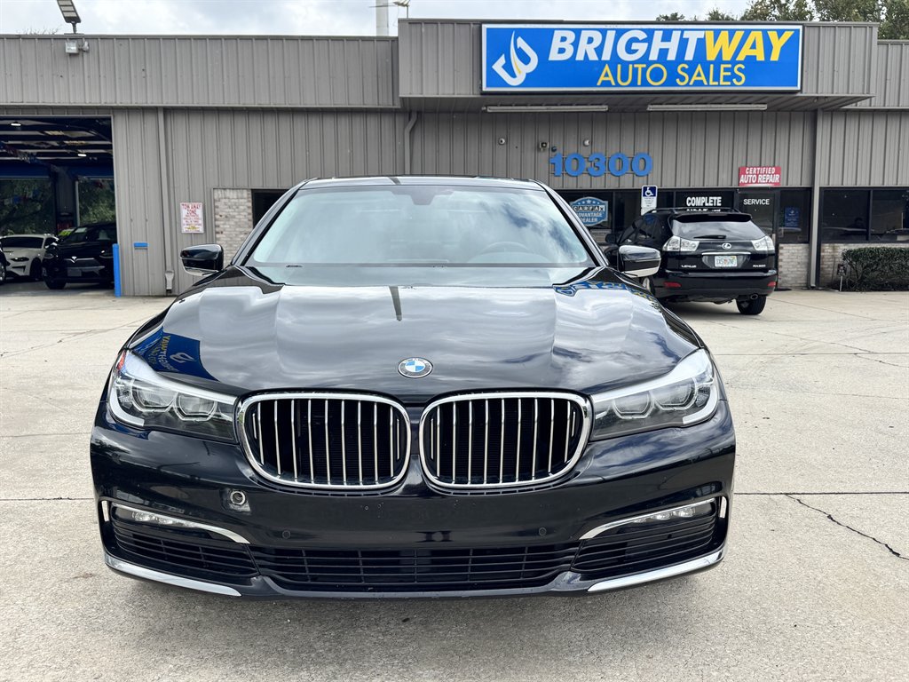 Used 2018 BMW 740i RWD image 4
