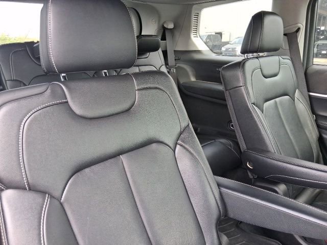 Used 2021 Jeep Grand Cherokee L Limited image 13