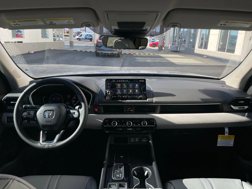 Used 2025 Honda Pilot EX-L image 10