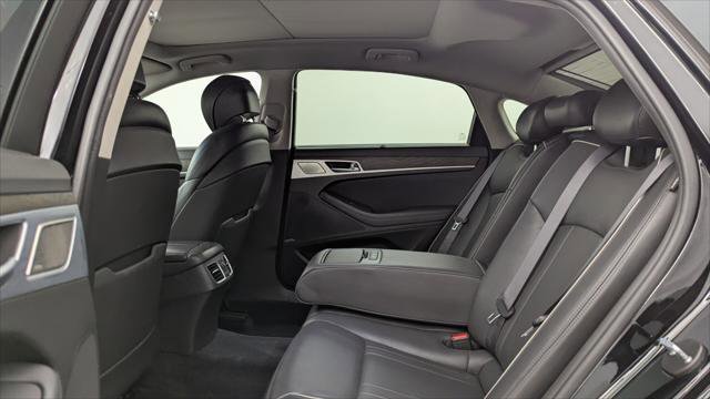 Used 2018 Genesis G80 3.8 w/ Option Group 03 RWD image 17