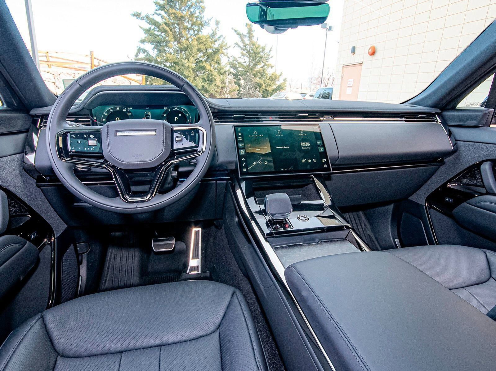 New 2025 Land Rover Range Rover Sport Dynamic SE image 36