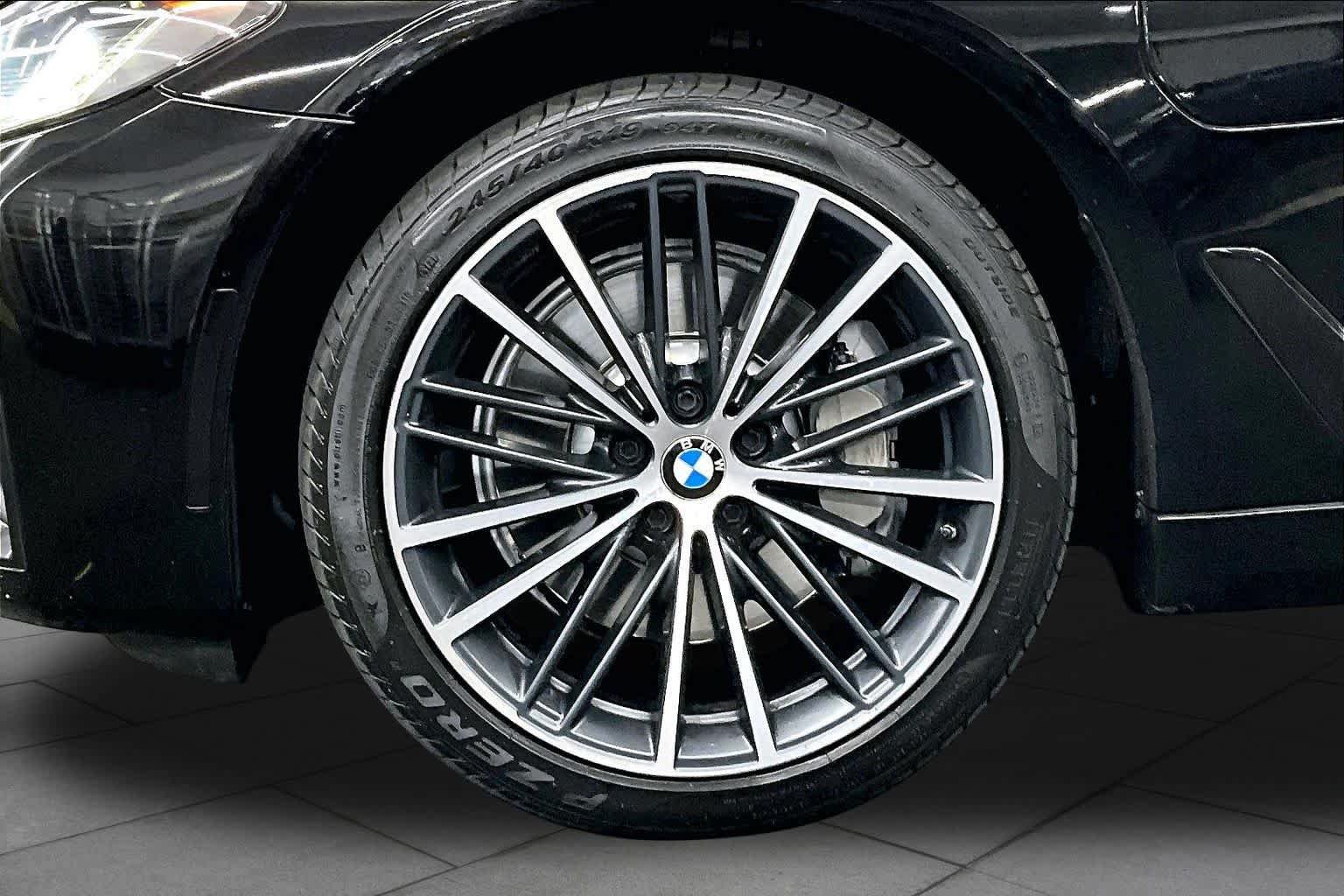 Used 2021 BMW 530e RWD image 10