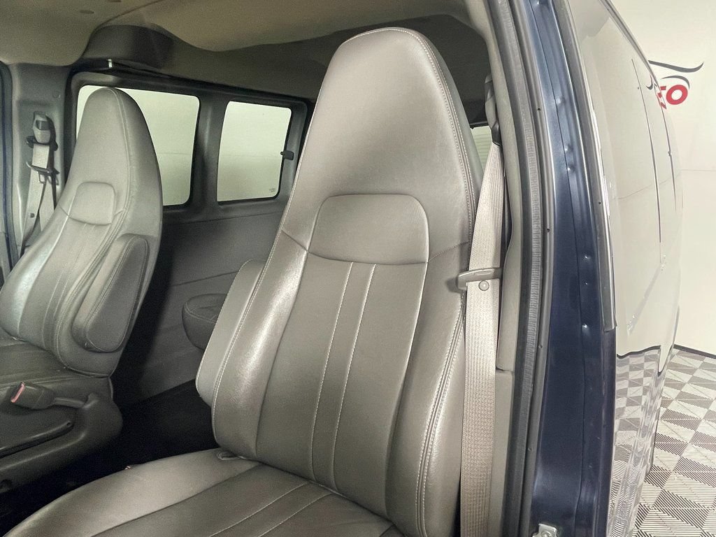Used 2014 Chevrolet Express 1500 LS RWD image 23
