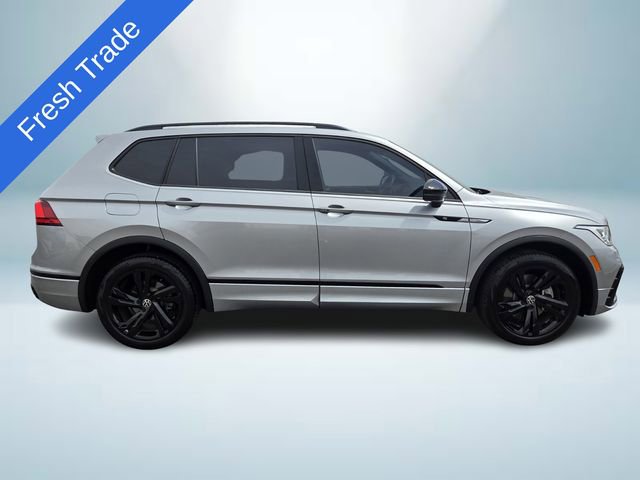 Certified 2023 Volkswagen Tiguan SE R-Line image 7