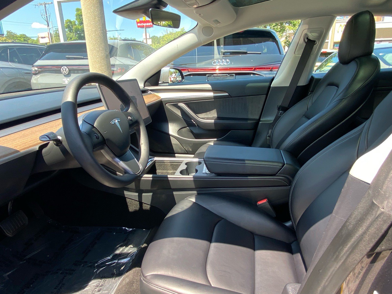 Used 2022 Tesla Model 3 Long Range AWD/4WD image 9