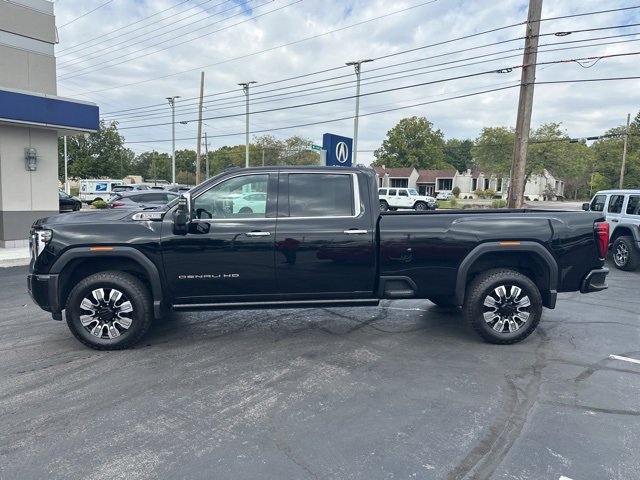 Used 2024 GMC Sierra 2500 Denali w/ Denali Reserve Package image 5