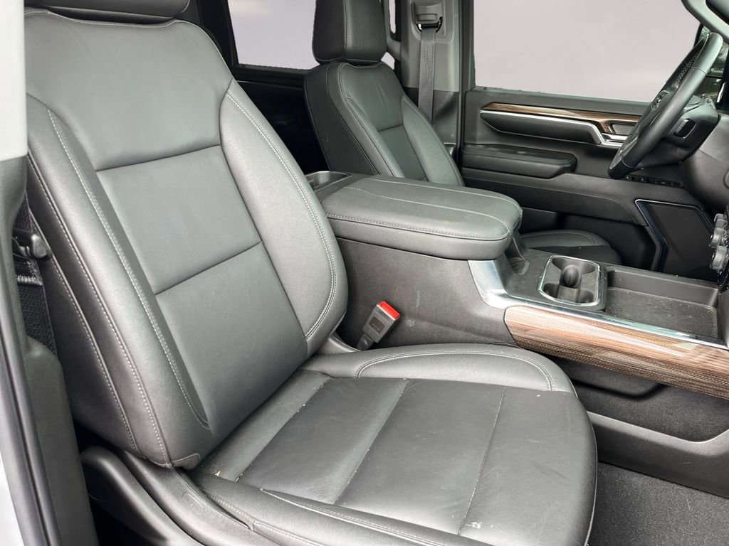 Used 2024 Chevrolet Silverado 3500 LT w/ Z71 Sport Edition AWD/4WD image 15