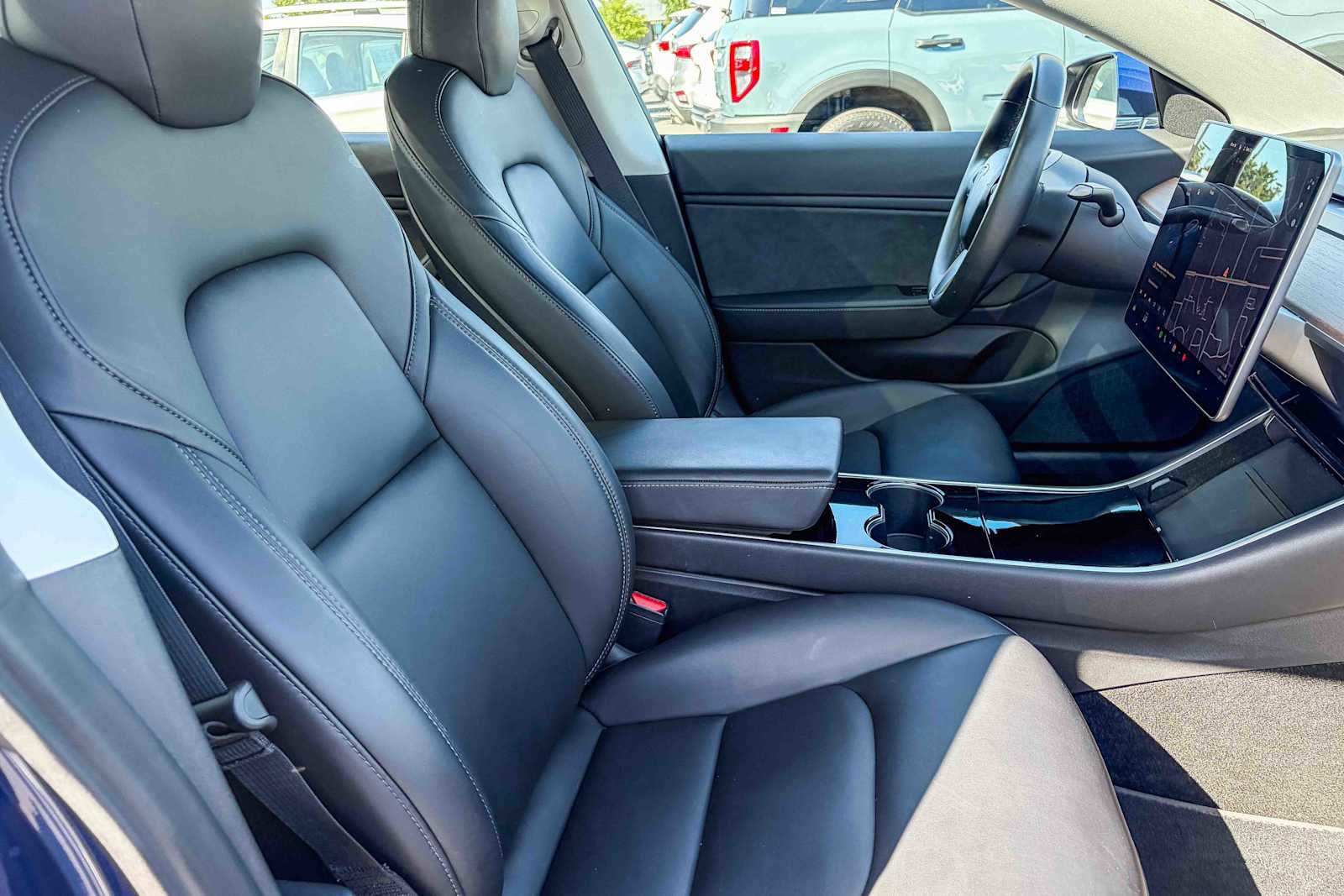 Used 2018 Tesla Model 3 Long Range image 15