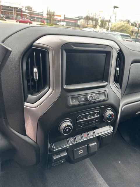 Used 2020 Chevrolet Silverado 1500 Custom Trail Boss image 16