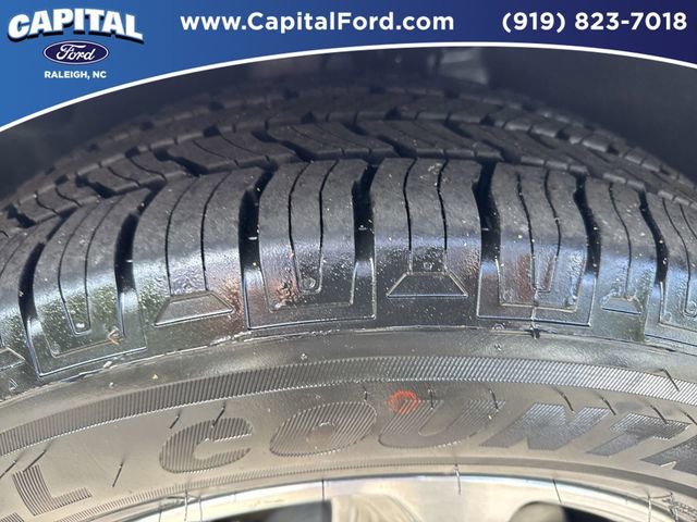 Certified 2020 Ford Edge SEL w/ Convenience Package image 13