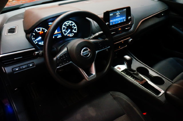 Certified 2022 Nissan Altima 2.5 S FWD image 12